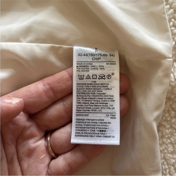 Gap Ivory Sherpa Teddy Mid Length Button Front Coat Women's Small - Picture 10 of 15